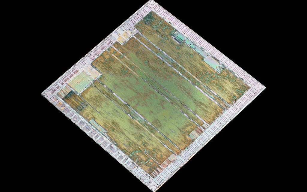 A chip die photographed in infrared light